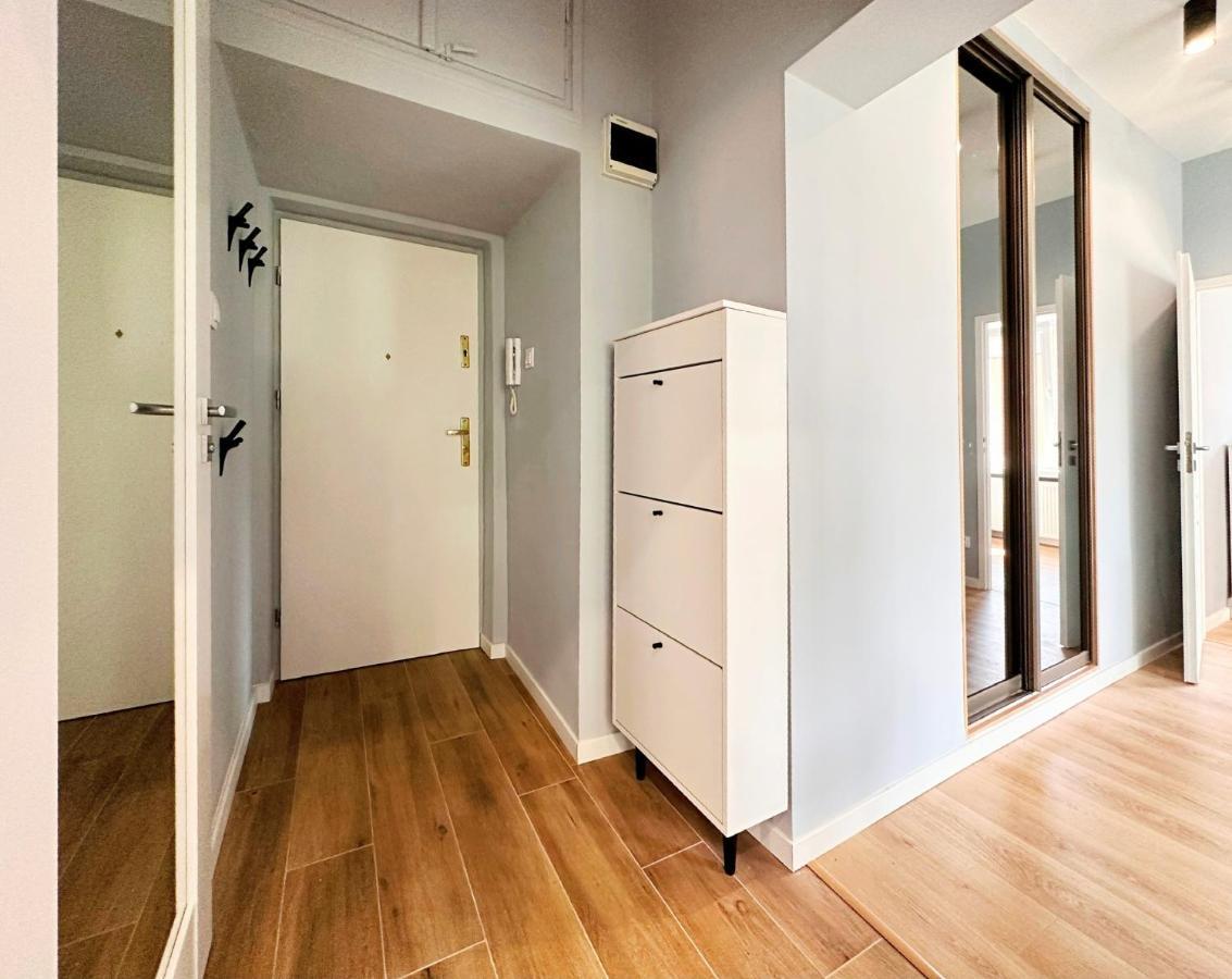 Warsaw Concierge Wiatraczna Appartement Buitenkant foto