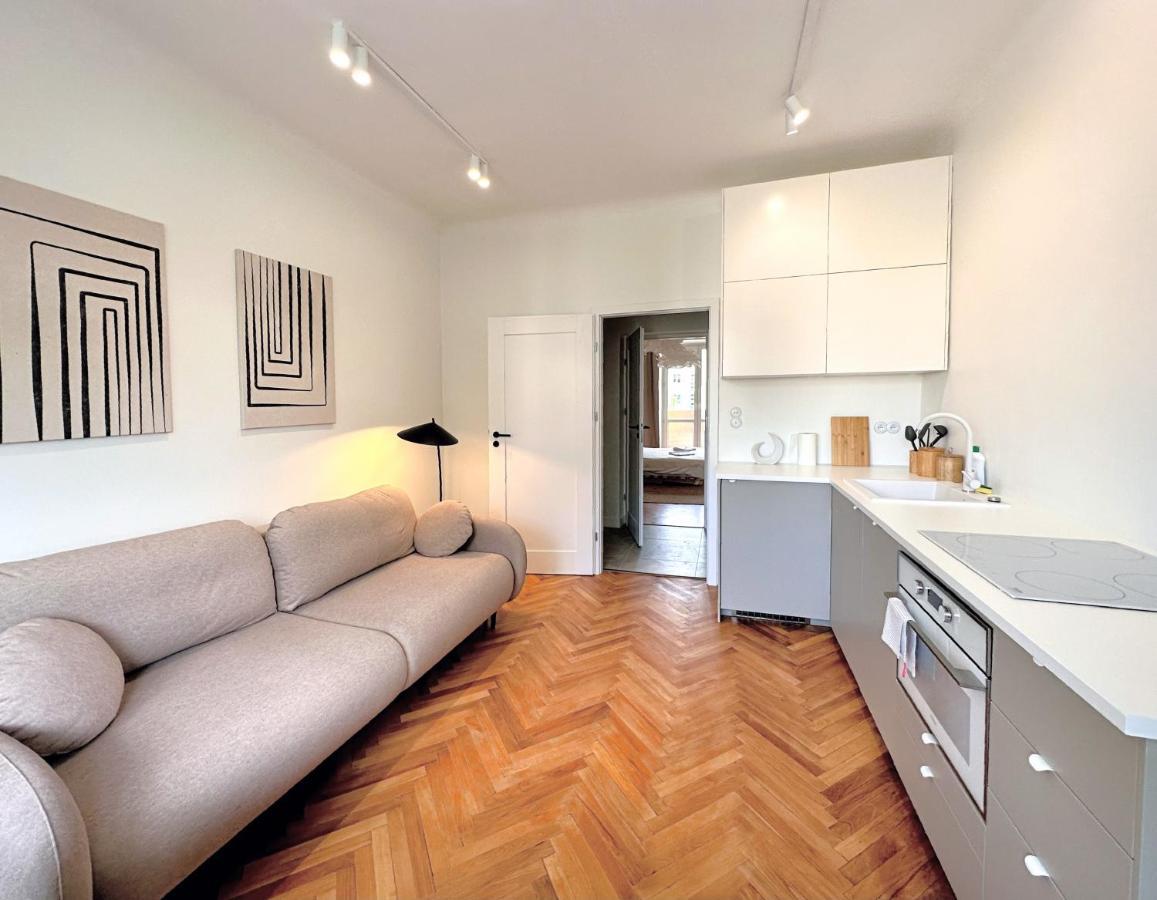 Warsaw Concierge Wiatraczna Appartement Buitenkant foto